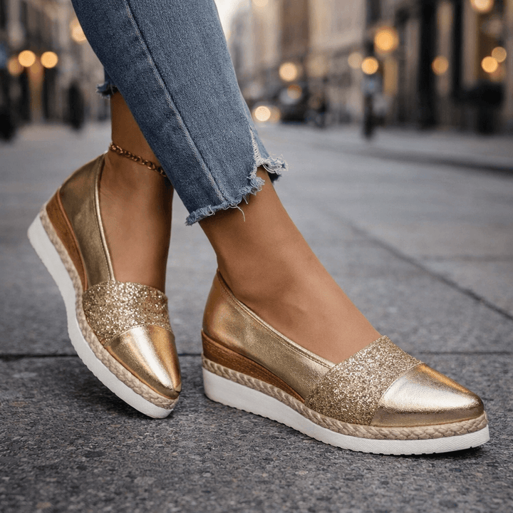 Elvaria Glow Wedge